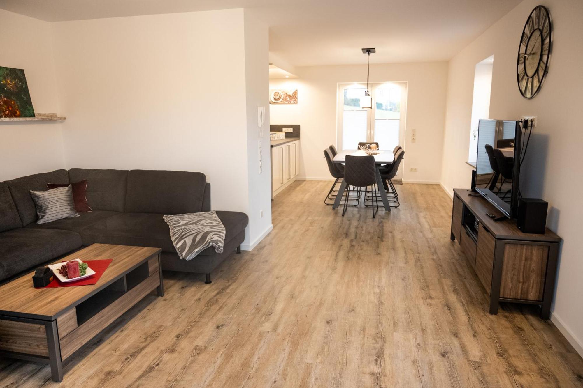 Ferienwohnung "Iewer Der Schaff" Burbach  Екстериор снимка